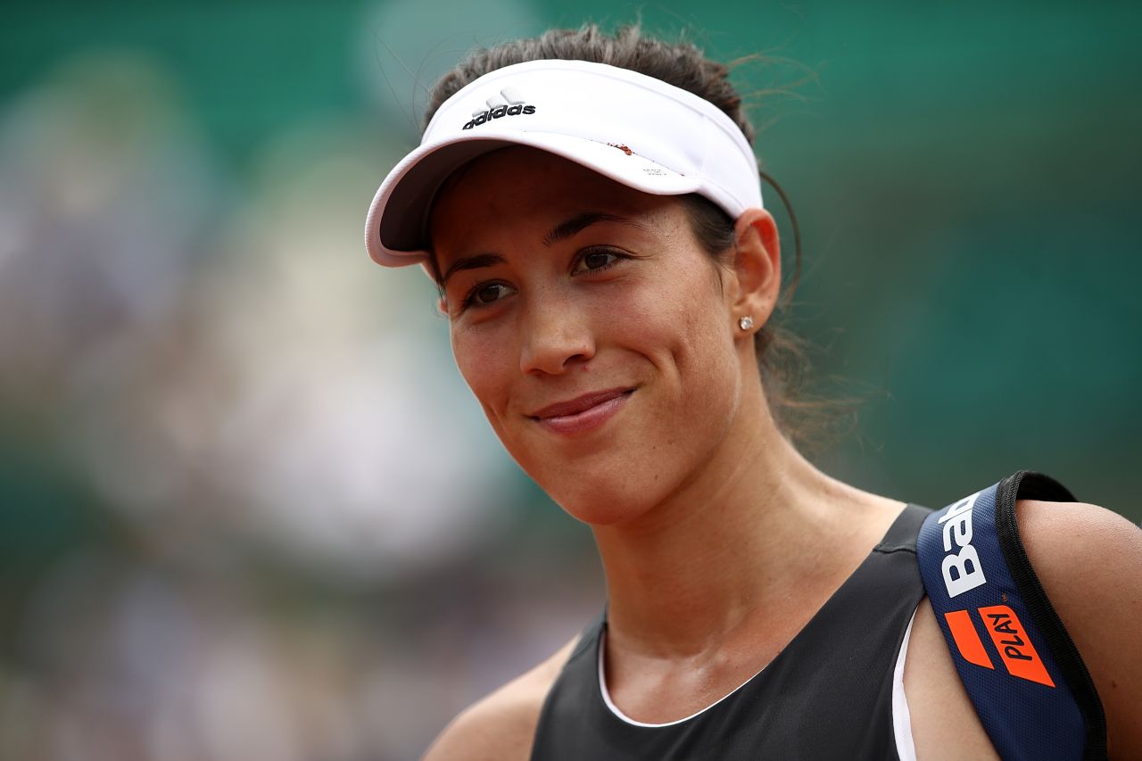"I cannot believe in the first round we have two ex-champions!" enthused Muguruza. "Francesca is a legend and I was very excited to play on Philippe Chatrier court with her." The women's draw is wide open in the<a href="http://edition.cnn.com/2017/05/15/tennis/serena-williams-wta-tour-french-open/"> absence of Serena Williams</a>, Victoria Azarenka and Maria Sharapova. 