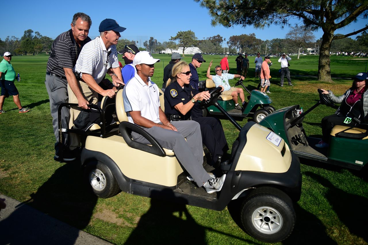 Woods pulled out of the Farmers Insurance Open in February 2015, and struggled with injury and form for the rest of the season. 