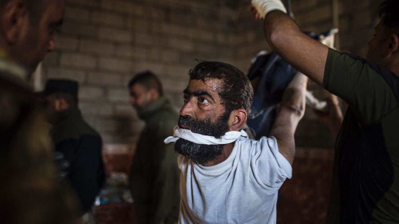 Iraqi military operations in Mosul between 7/11/2016 to 20/12/2016 with the Iraqi ERD forces from southern Mosul in (Hammam Alalil) town and (Gogjali) town East of Mosul.
The pictures show the daily life of the ERD fighters on the front lines of the battle, efforts to liberate the areas and villages outside of Mosul, people displaced from Mosul, and night raids. During this period the ERD carried out humanitarian violations including rape, torture, and killing of Iraqi civilians.