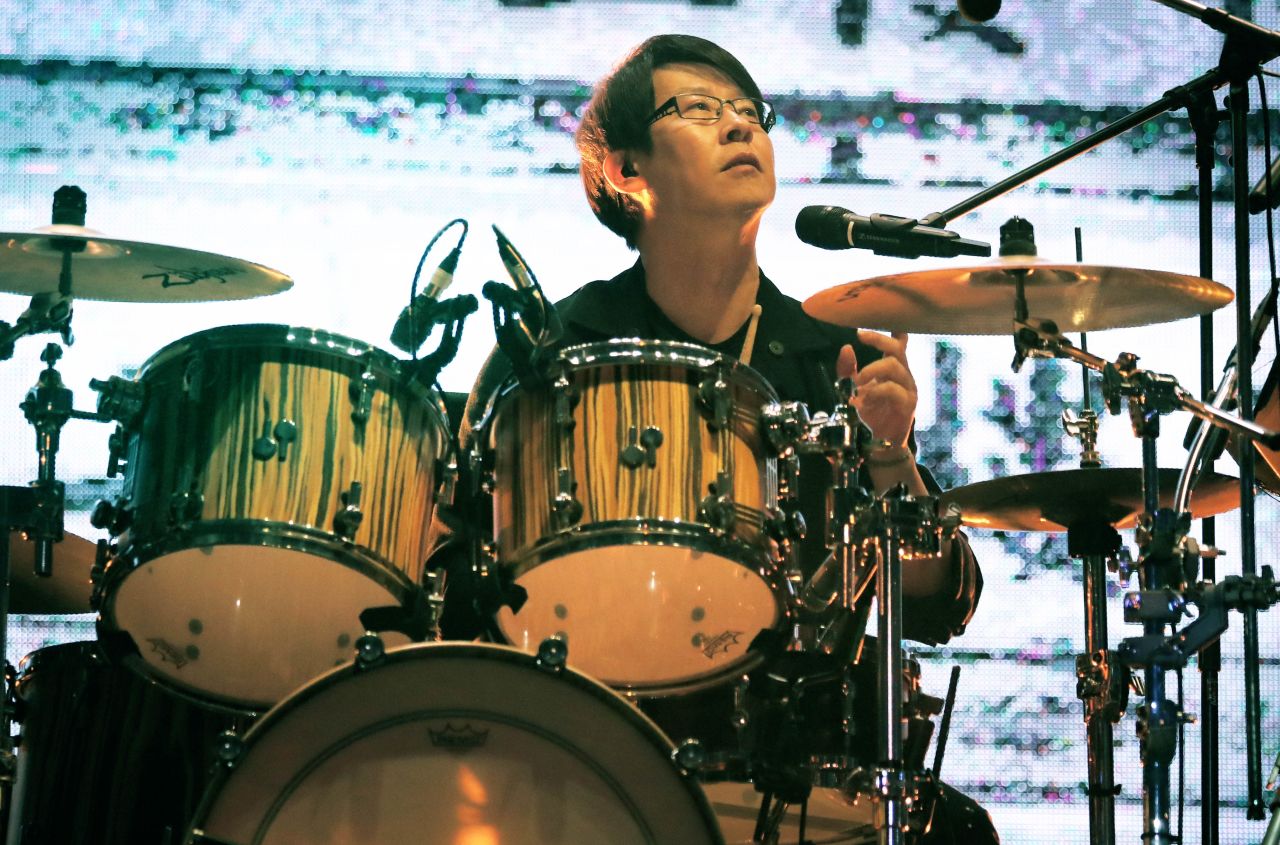 Drummer Liu Yen-ming, or Guan You