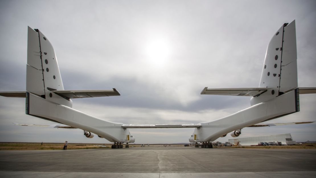 03 Stratolaunch