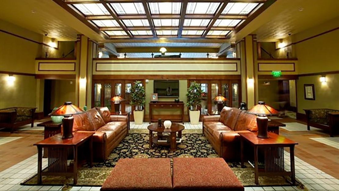 Historic Park Inn: The only remaining Wright-designed hotel.