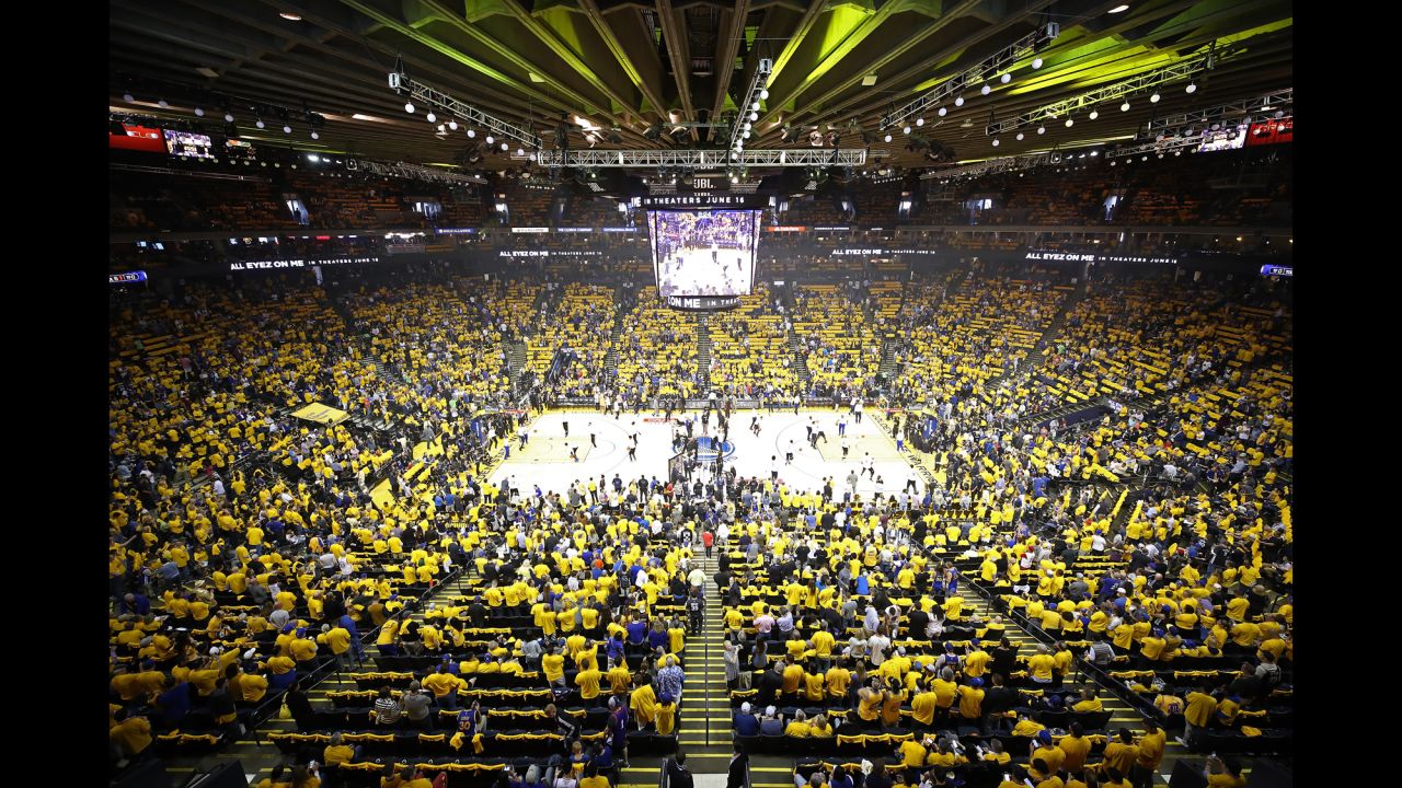 Oracle Arena was packed for Game 1.