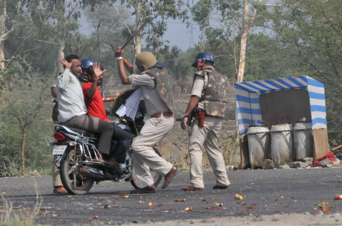 Police charge suspected protestors in Mandsaur, June 7, 2017.