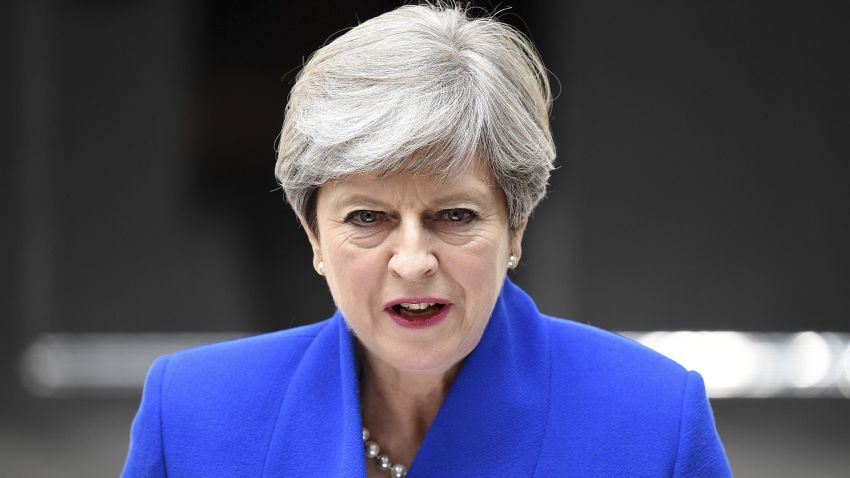 LONDON, ENGLAND - JUNE 09:  Prime Minister Theresa May speaks outside 10 Downing Street after returning from Buckingham Palace on June 9, 2017 in London, England. After a snap election was called by Prime Minister Theresa May the United Kingdom went to the polls yesterday. The closely fought election has failed to return a clear overall majority winner and a hung parliament has been declared.  (Photo by Leon Neal/Getty Images)
