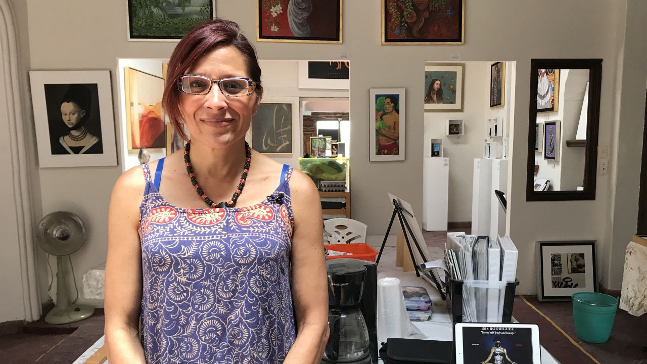 Mexico US Expat Isis Rodriguez