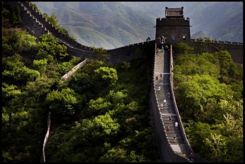 The Great Wall of China is one of the world's most iconic tourist destinations, attracting 10 million visitors each year. Few, however, would dare to run a marathon on it... 