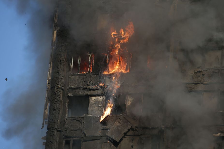 Witnesses reported terrifying accounts of people trapped in the tower. Some people were reported to have jumped from the tower.