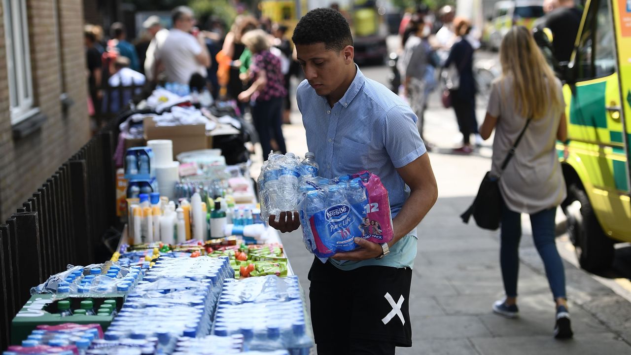 01 Grenfell Tower London aftermath 0614