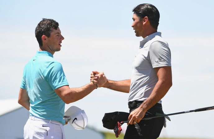 Second and third-ranked Rory McIlroy and Jason Day also made early exits as the deep fescue rough took its toll on wayward shots.