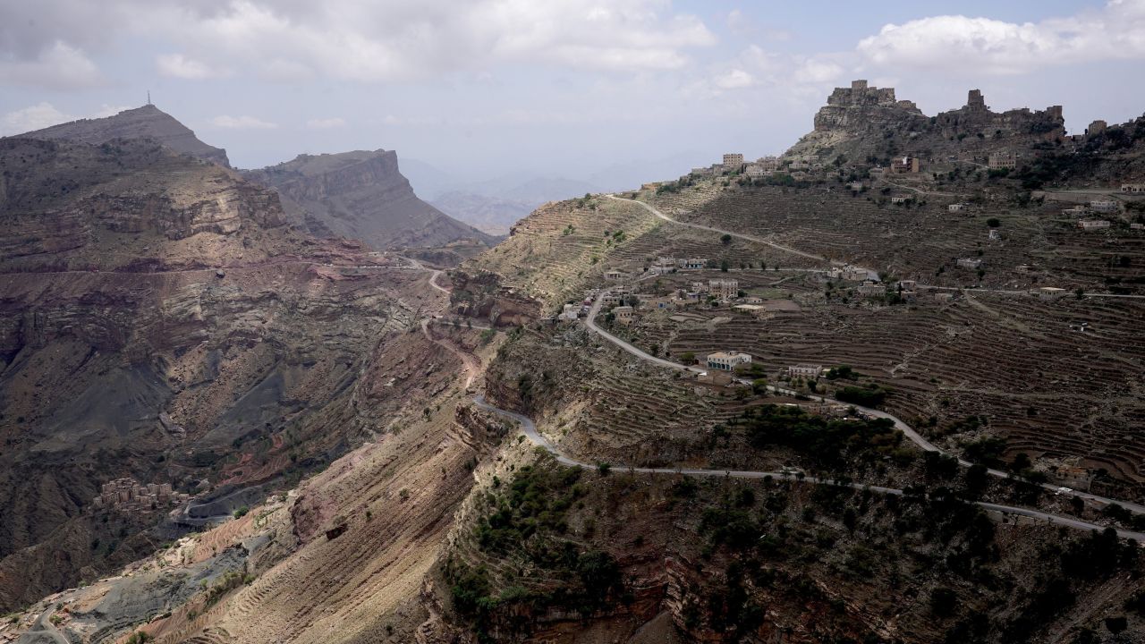 The conflict between Houthi militants and a Saudi Arabian-led coalition of Arab states that support the former Hadi government, is known as "the silent war" because it receives little attention in the media. 
