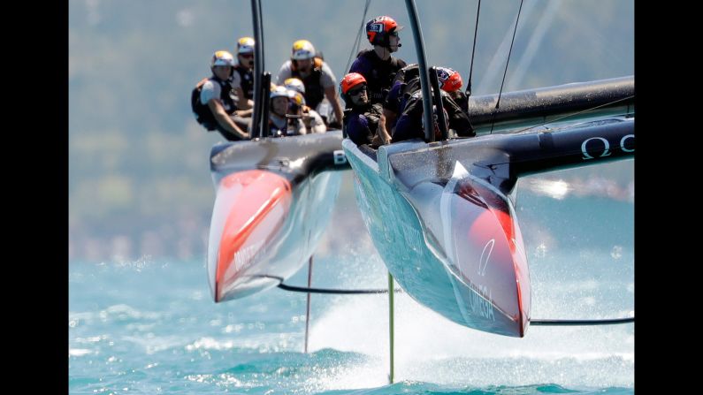 Emirates Team New Zealand, right, leads Oracle Team USA during an America's Cup race in Bermuda on Sunday, June 18. The Kiwis <a href="index.php?page=&url=http%3A%2F%2Fwww.cnn.com%2F2017%2F06%2F18%2Fsport%2Famericas-cup-team-new-zealand-lead-oracle%2Findex.html" target="_blank">won the first four races</a> in the battle for the Auld Mug.