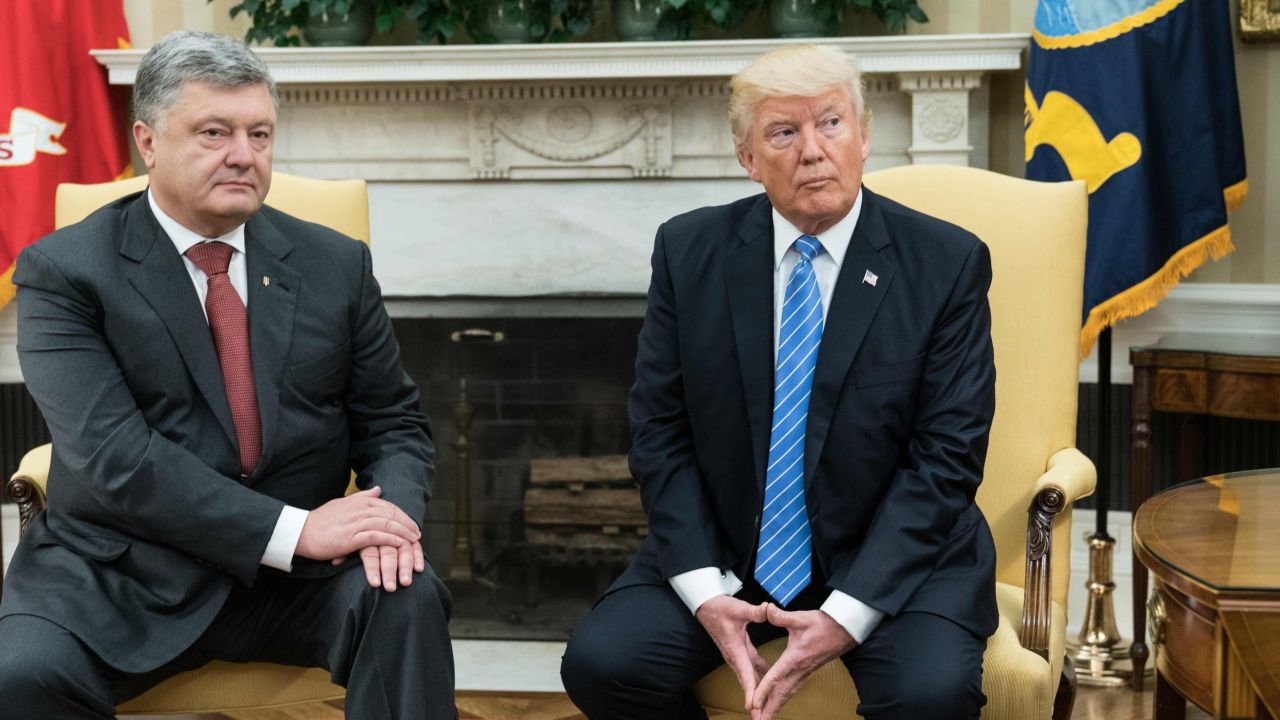 US President Donald Trump meets with his Ukrainian counterpart Petro Poroshenko in the Oval Office at the White House in Washington, DC, on June 20, 2017. 