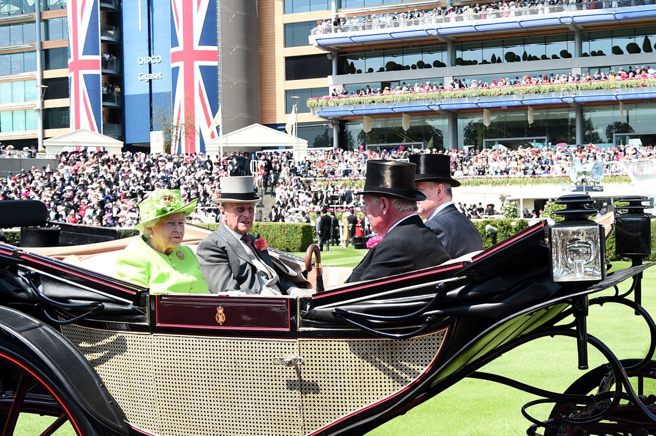The Queen is a big horse racing fan and continues the royal traditions of riding in a horse-drawn carriage up Ascot's Straight Mile to open each day, first introduced by King George IV in 1825. 