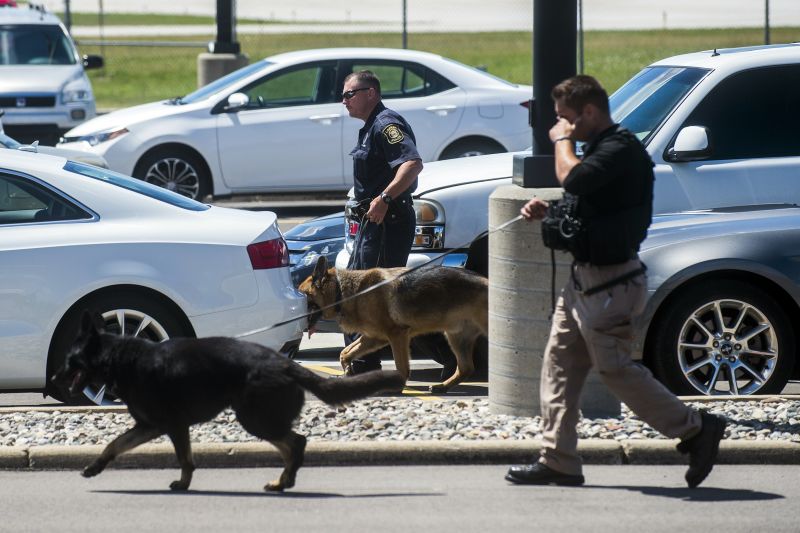 Michigan Officer Stabbing Possibly Terrorism | CNN