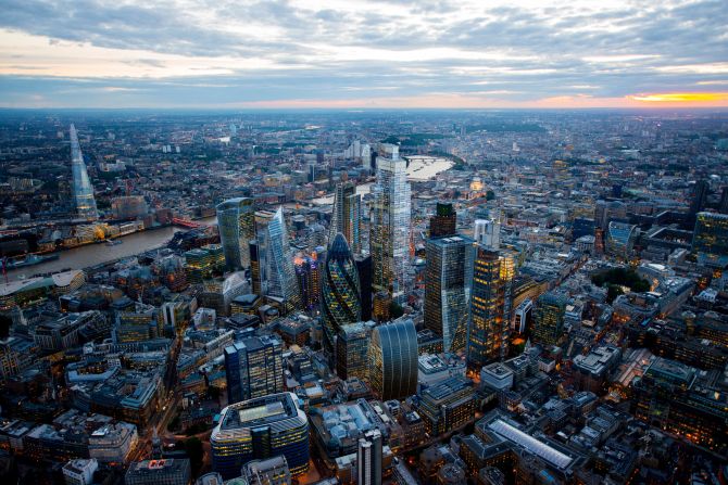 22 Bishopsgate will stand at 59 stories tall, with 100,00 square feet of "amenity space," adding to London's ever-changing skyline. 