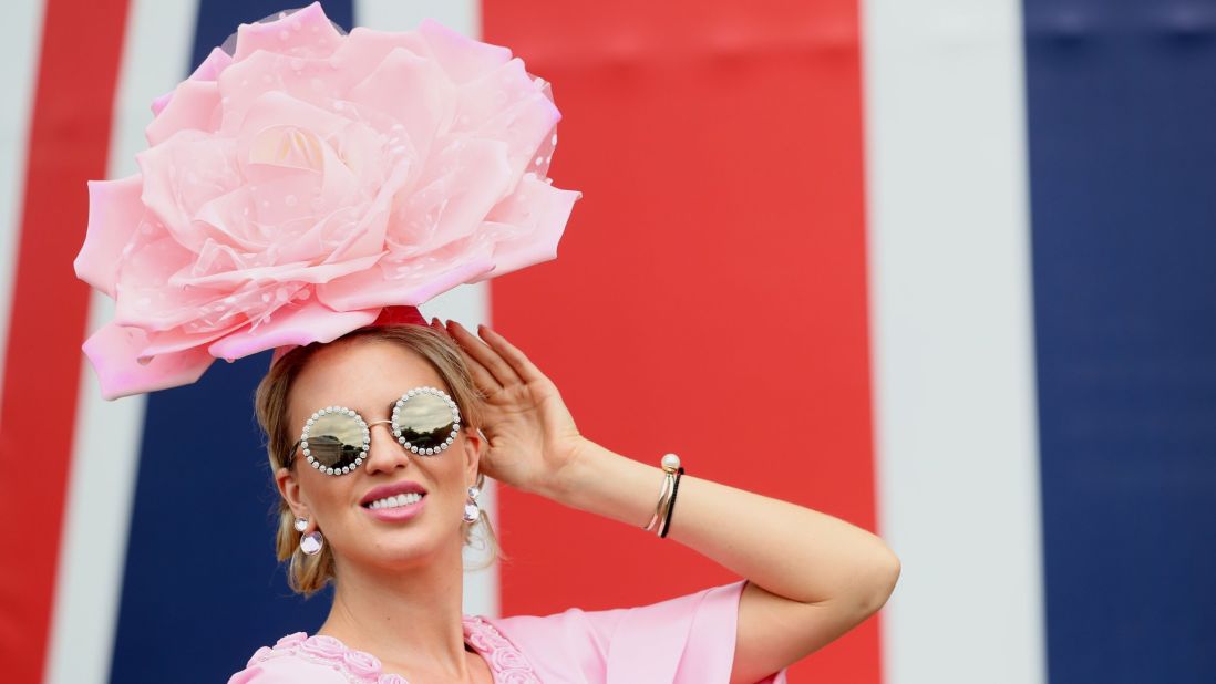 Plenty of celebrities attend this high-society event, such as Russian model Natalia Capchuk who is dressed in pink for Ladies Day. 