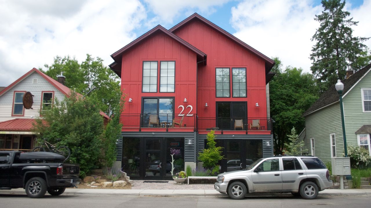This mixed-use property was at the center of the dispute between Sherry Spencer and Tanya Gersh.