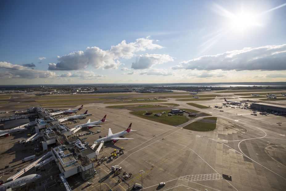 A guide to London Heathrow Airport (LHR)
