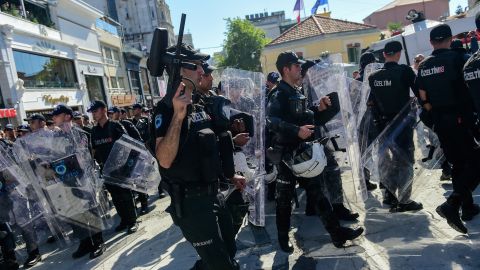 480px x 270px - Turkish police break up Istanbul LGBTQ pride rallies | CNN