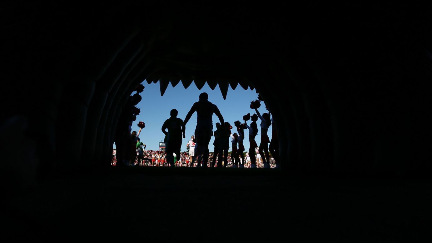 Rugby players with the St. George Illawarra Dragons walk onto the field before a league game in Sydney on Sunday, June 25. <a href="http://www.cnn.com/2017/06/19/sport/gallery/what-a-shot-sports-0619/index.html" target="_blank">See 33 amazing sports photos from last week</a>