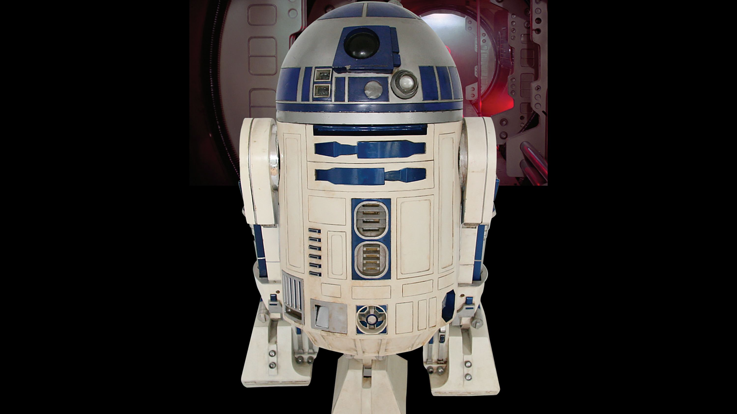 astronauta Irregularidades aspecto R2-D2 unit from 'Star Wars' sells for $2.75 million | CNN