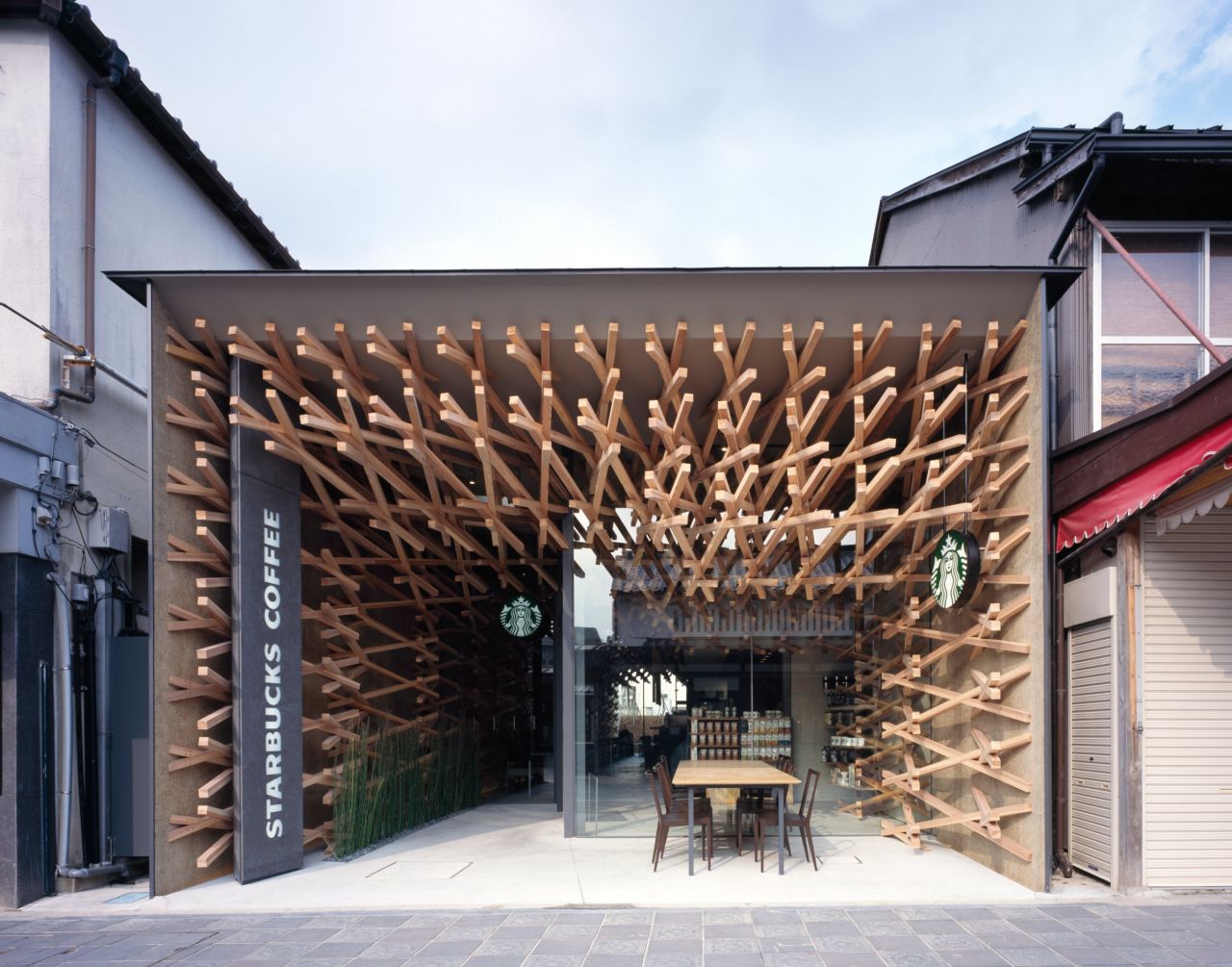 Japan's no stranger to eye-catching Starbucks. Starbucks Dazaifu, in the southwestern port city of Fukuoka was designed by Japanese architects Kengo Kuma and Associate. It's located in a historic pedestrian street that leads to the Dazaifu Tenmangu Shrine, which welcomes about 2 million visitors every year. 