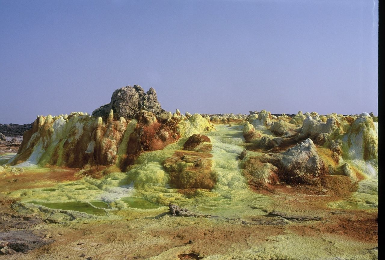 In spring 2016, scientists studied the Danakil Depression, in Ethiopia, in an attempt to understand how life could exist on Mars. 