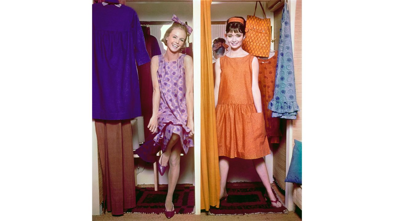 Models wearing Marimekko dresses in 1962.