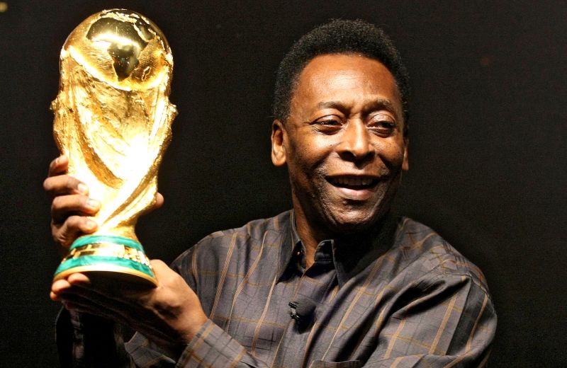 Pele with store world cup