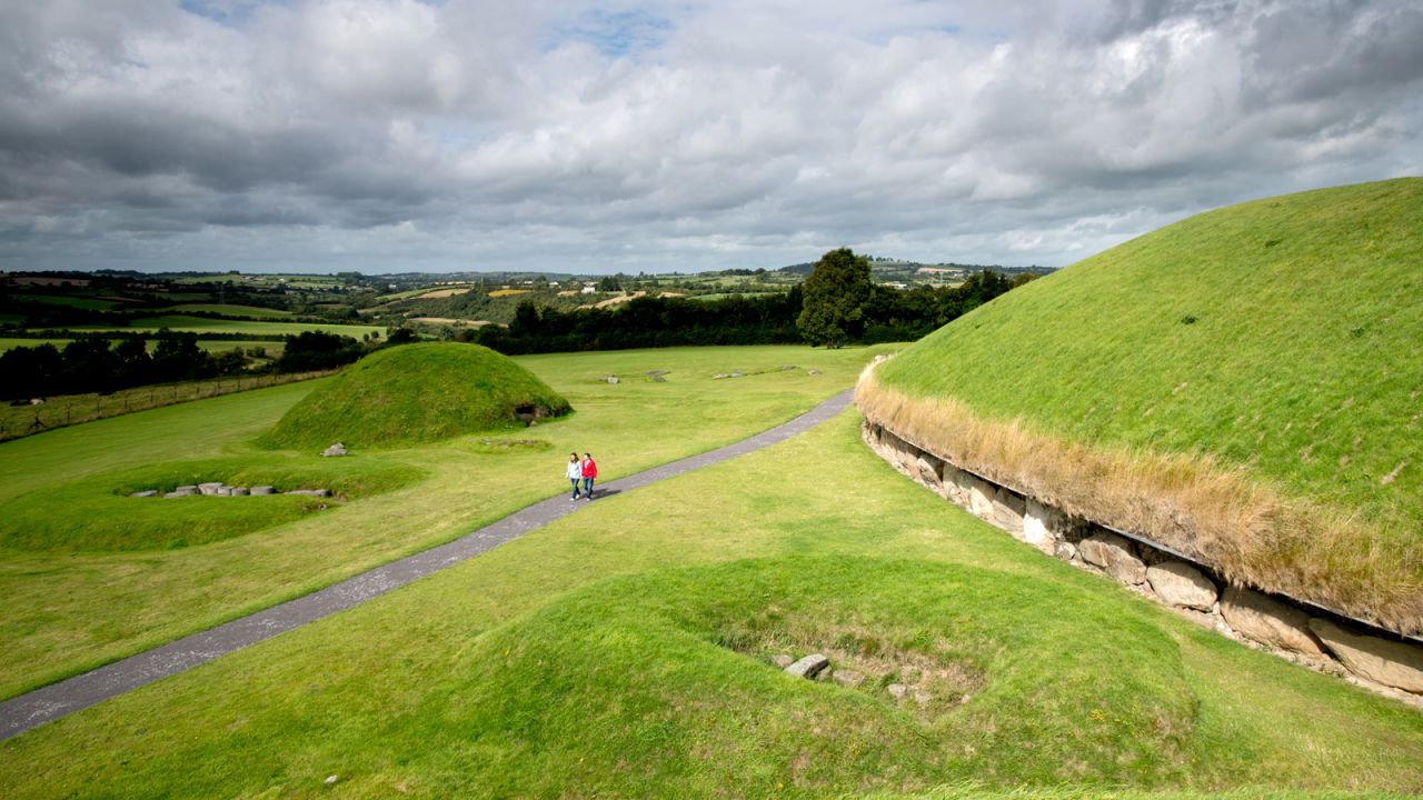 <strong>Knowth: </strong>The Newgrange site is filled with purely prehistoric artifacts, but the site at Knowth was used again and again until the Anglo-Norman period.  