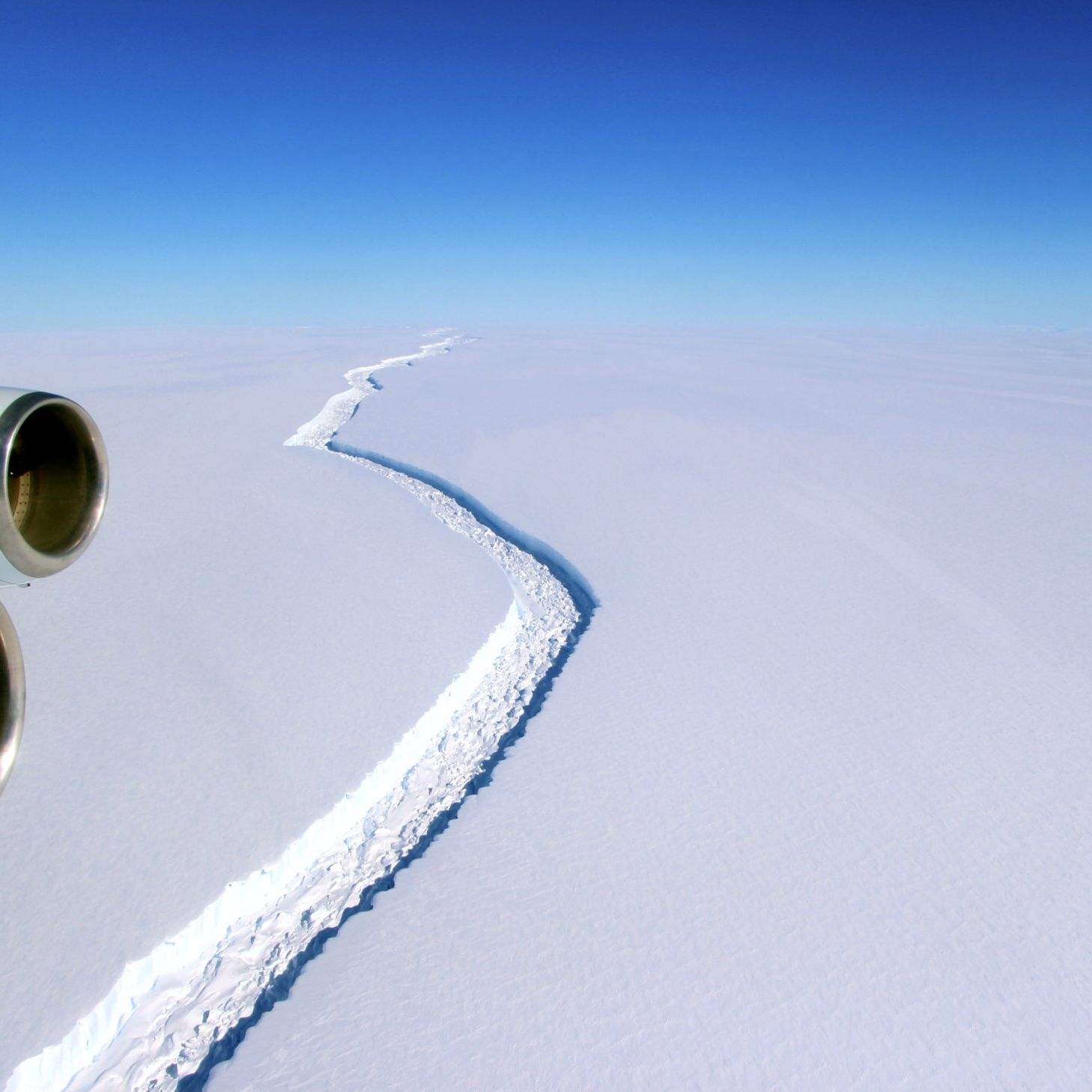 Massive iceberg breaks away from Antarctica | CNN