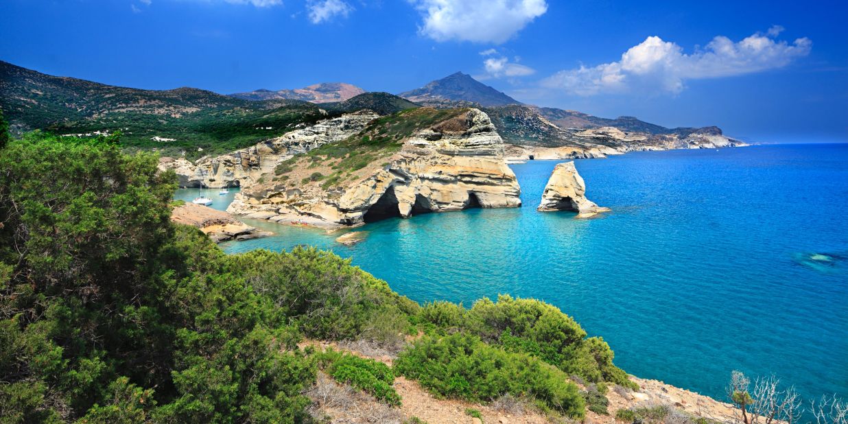 <strong>77 beaches: </strong>Milos' craggy coast is pocked with many more bays and coves for anchoring, swimming, sunning and getting away from it all.