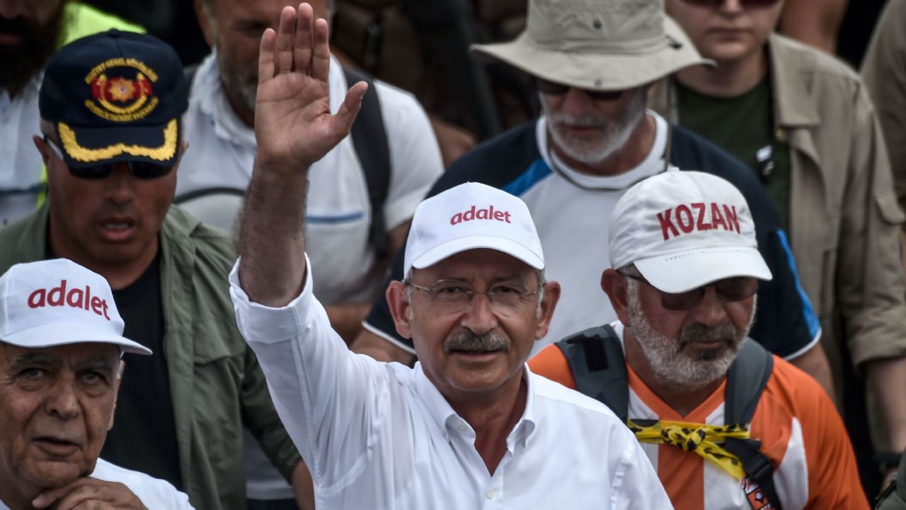 Turkey's main opposition party leader Kemal Kilicdaroglu began the march three weeks ago. 