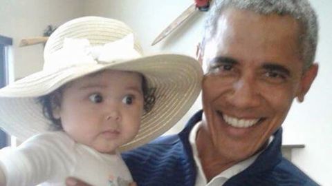 02 Obama baby