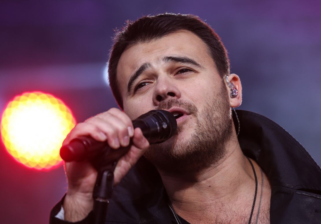 Pop singer Emin Agalarov boasted about his close ties to the Trump family on Russian state television.