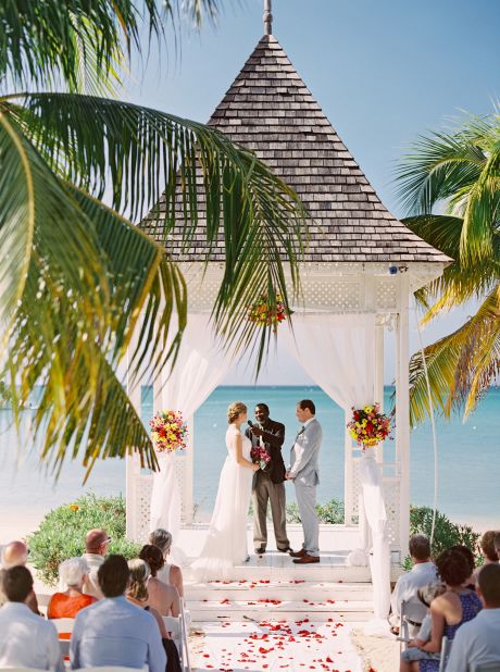 <strong>For a budget wedding -- Hotel Riu Montego Bay, Jamaica: </strong>At the Hotel Riu in Montego Bay, wedding packages start at just US $1,700 and include a beach ceremony for up to 20 guests, a wedding coordinator, reception and even a wedding cake.