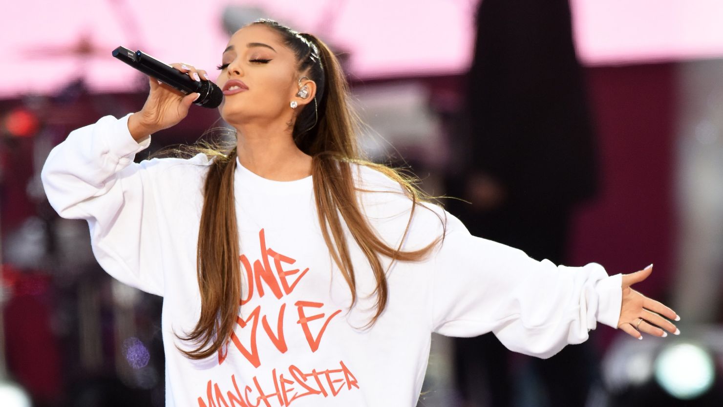 ariana grande manchester charity concert