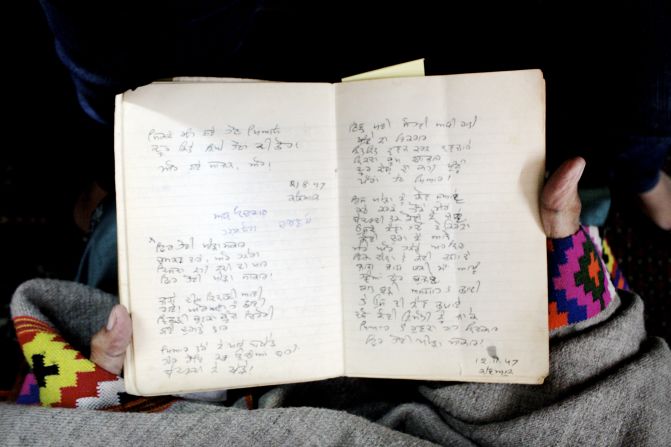 A notebook in which a young woman, Prabhjot Kaur, wrote poetry during the early days of Indian independence. The page pictured features a poem written in Gurmukhi in August 1947.