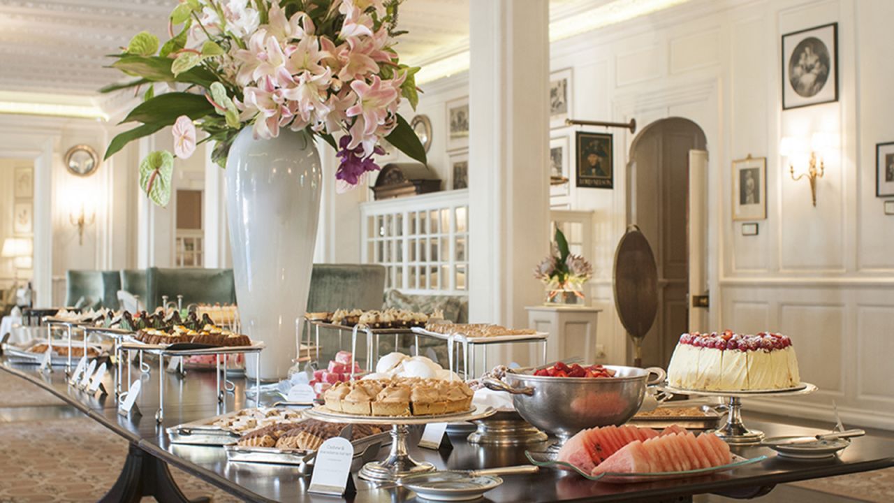 <strong>Mount Nelson Hotel: </strong>This luxurious hotel across from the Company's Garden puts on a sumptuous high tea, with delectable treats and tea in glass pots to show off the floating leaves and petals as they infuse. 