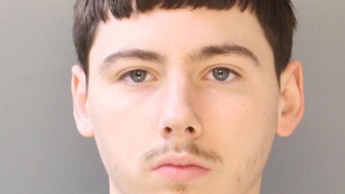 Sean Kratz allegedly joined his cousin Cosmo Dinardo in a plan to rob local men.