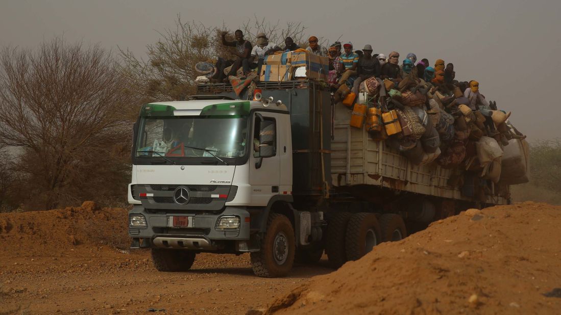 Goods and people move along the "national highway" just outside Agadez. 
