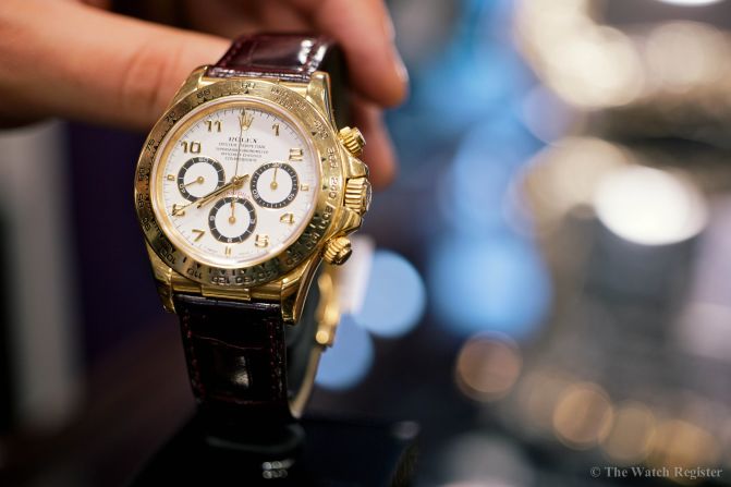 The Watch Register is a database storing the information of more than 50,000 stolen watches. 