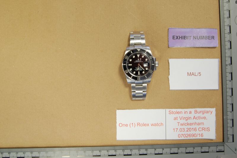 50 000 stolen watches one database CNN