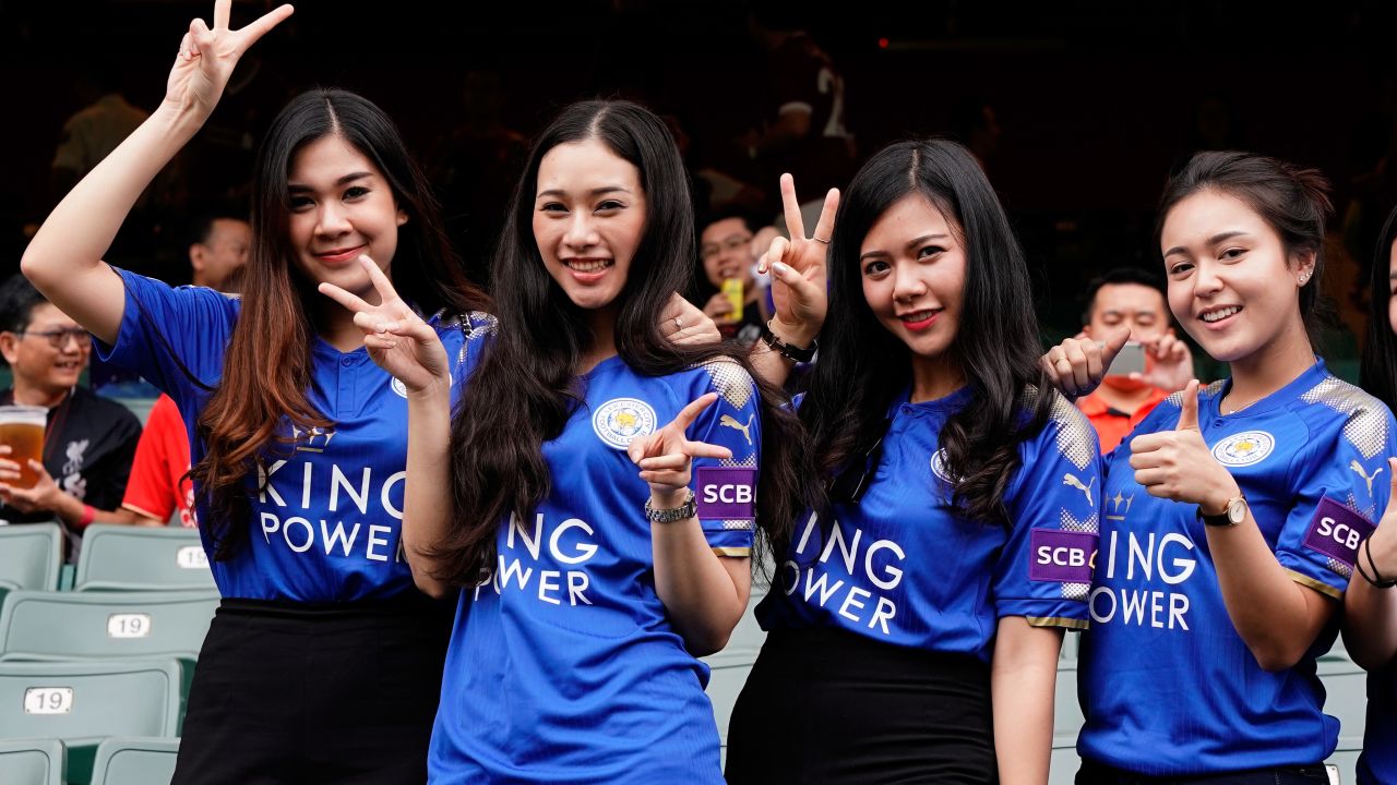 HONG KONG - JULY 19: Leicester City fans during the Premier League Asia Trophy match between Leicester City and West Bromwich Albion at Hong Kong Stadium on July 19, 2017 in Hong Kong, Hong Kong.  (Photo by Stanley Chou/Getty Images)