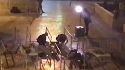 jerusalem mosque metal detectors removal lee lklv_00001006.jpg