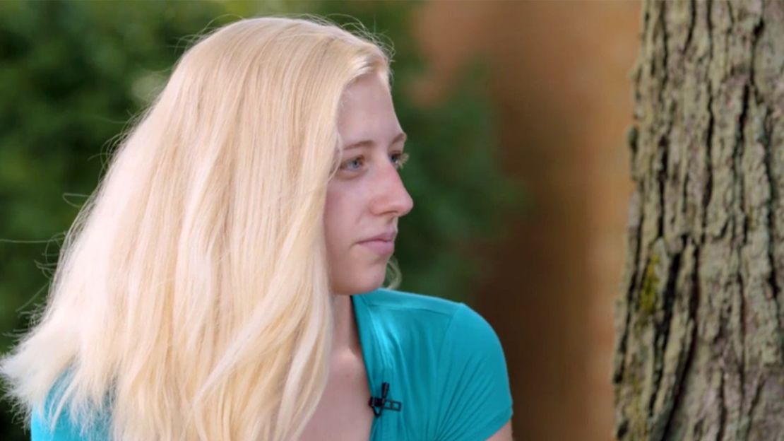 Rachel Chaffin, a cheerleader and 4.0 student, is trying to overcome her heroin addiction.