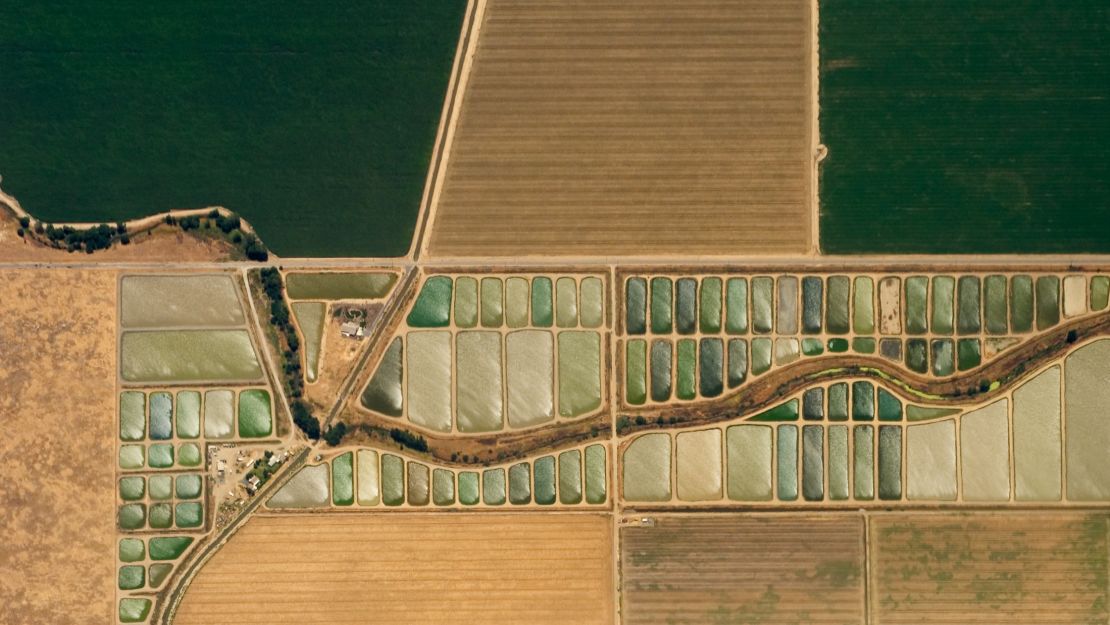 Kost found photographing from the plane window helped her enjoy flights more.