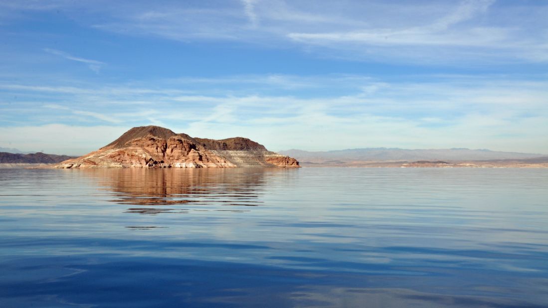 <strong>Lake Mead National Recreation Area: </strong>Some 112 miles long and more than 530 feet deep, Lake Mead is the largest reservoir in the United States. Home to lots of water sports, it was created out of the Colorado River by the Hoover Dam. 