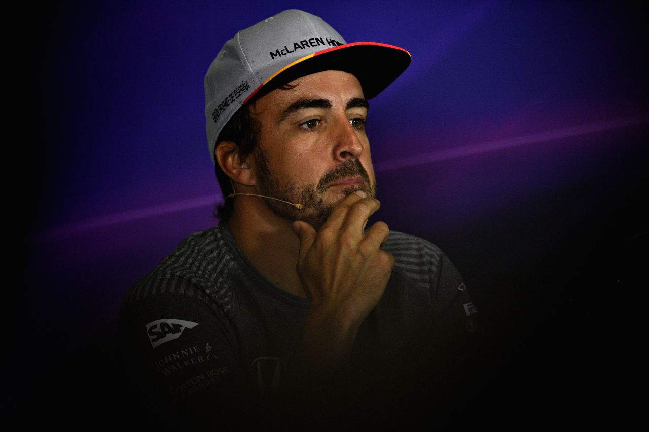 Since rejoining McLaren in 2015, Alonso has had to contend with an under-performing Honda engine. Alonso scored just 11 points in 2015 finishing in 17th place in the drivers' championship. To date he has scored 10 points in 2017.